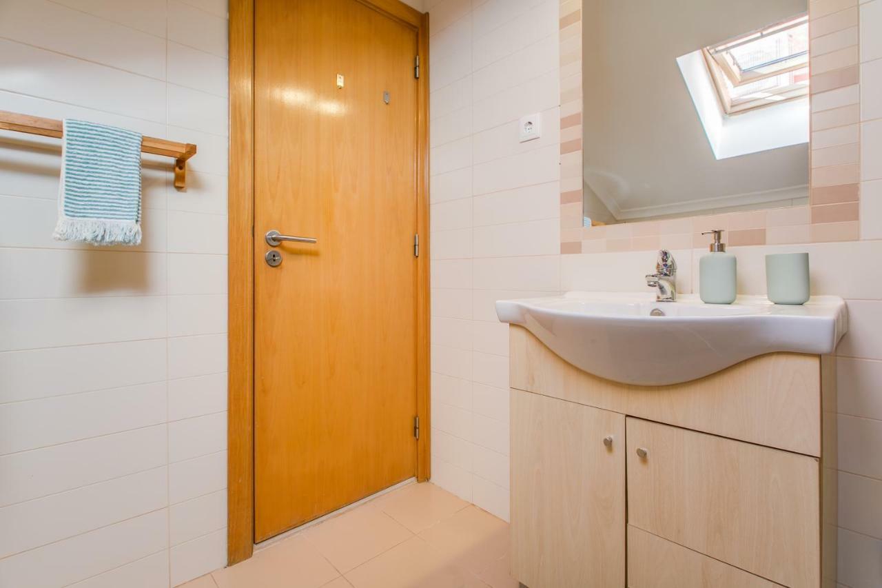 Hidden Gem In Santos Madragoa- Self Check-in Appartement Lissabon